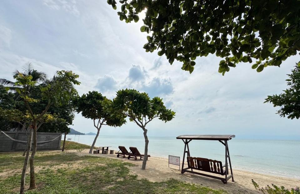 Phangan Beachside Villa
