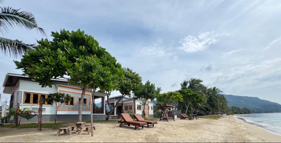 Phangan Beachside Villa Baan Tai